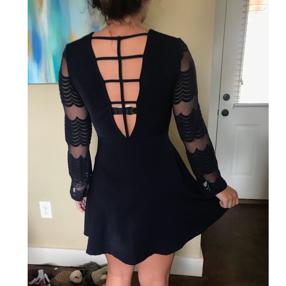 Navy long sleeve boutique dress - Picture 2 of 2